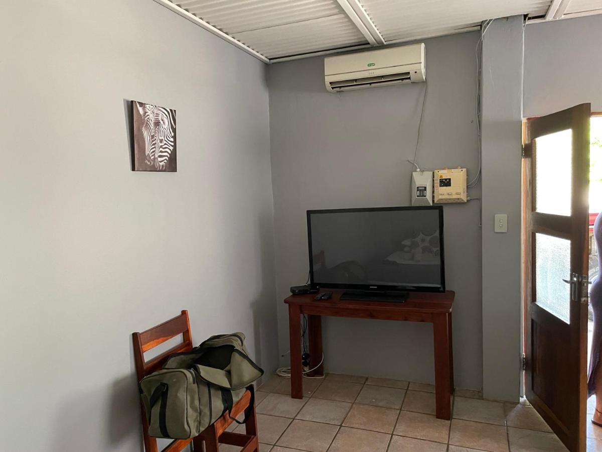 Kololo Guesthouse Katima Mulilo Luaran gambar