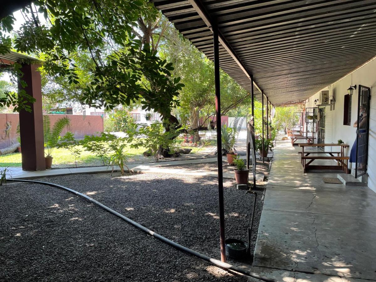 Kololo Guesthouse Katima Mulilo Luaran gambar