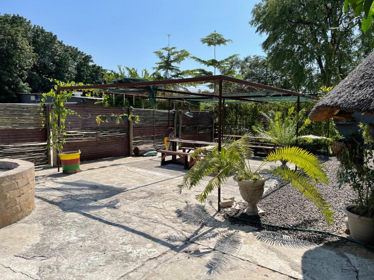 Kololo Guesthouse Katima Mulilo Luaran gambar