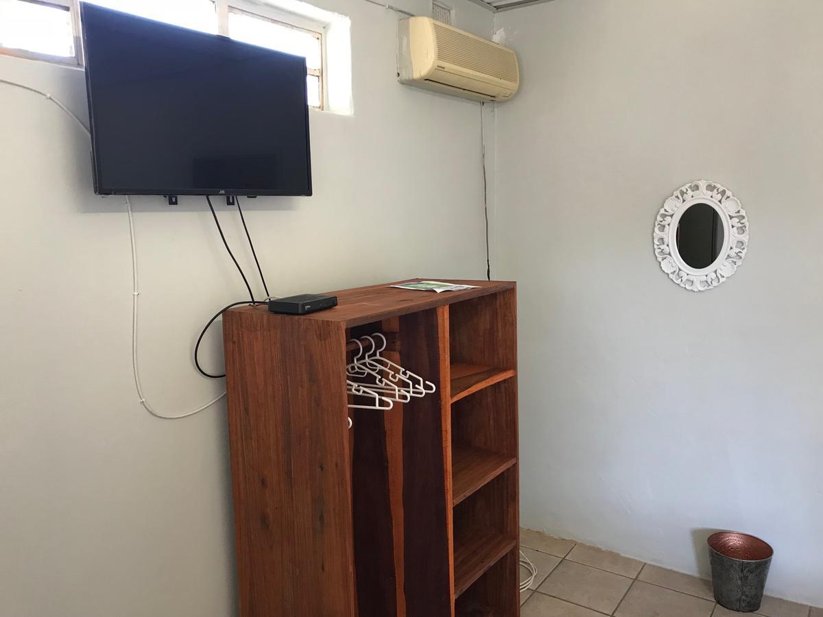Kololo Guesthouse Katima Mulilo Luaran gambar